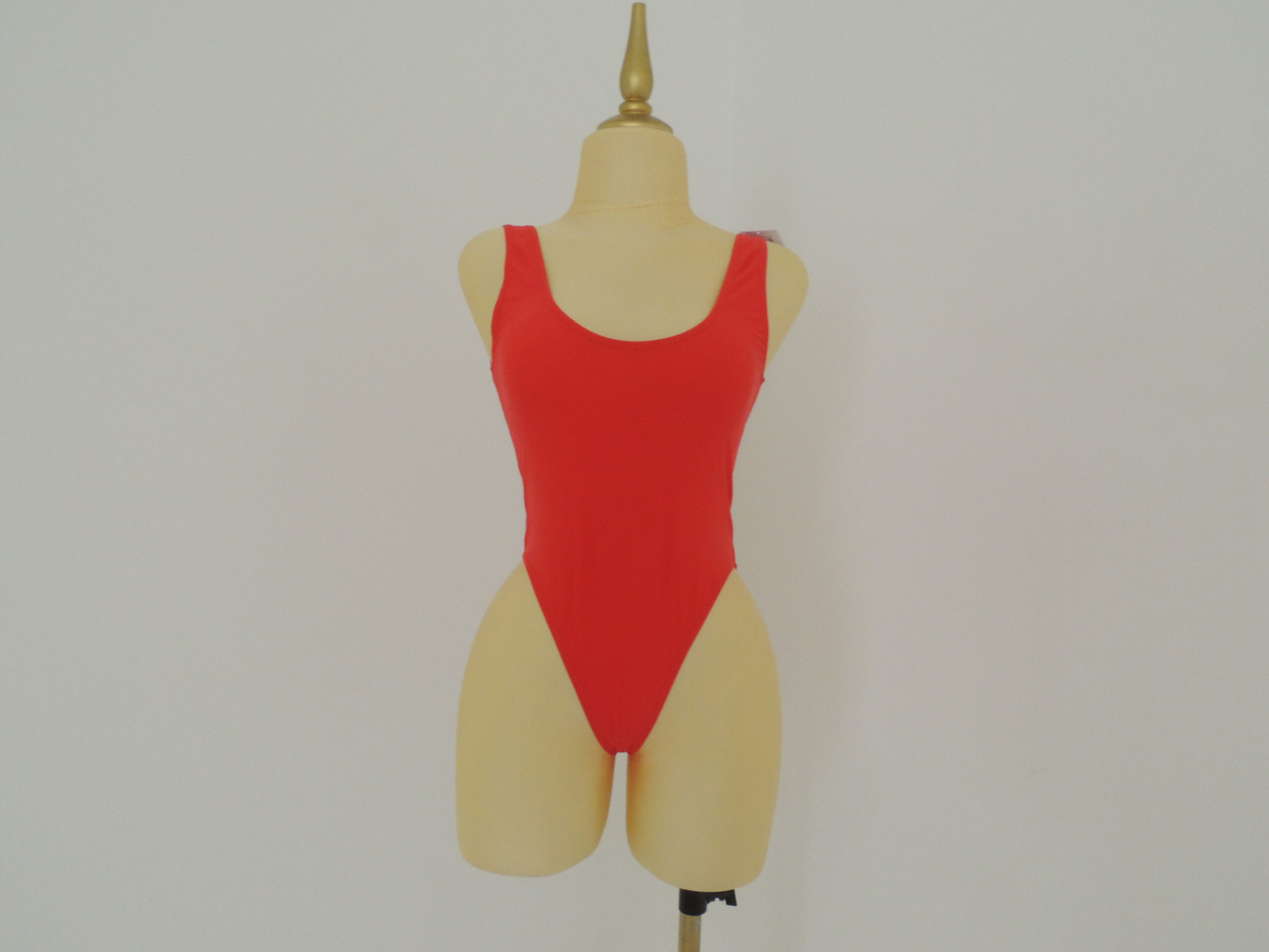 traje baño tiro alto